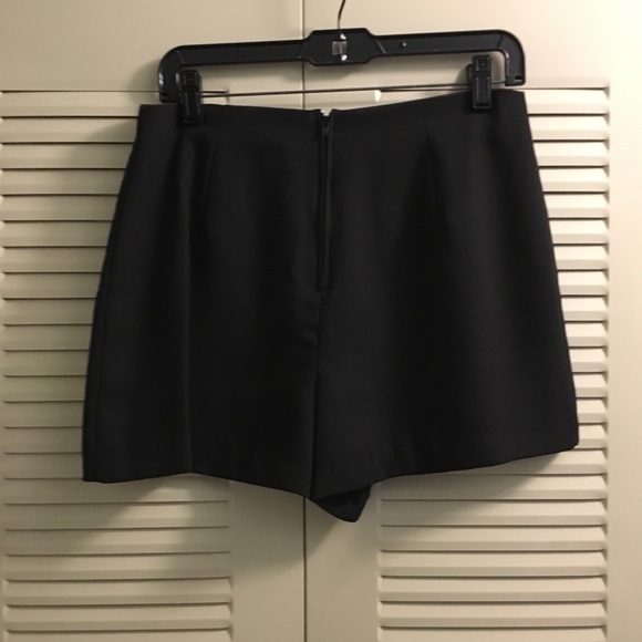 Clothes Circuit Black Mini Skort - Picture 3 of 3